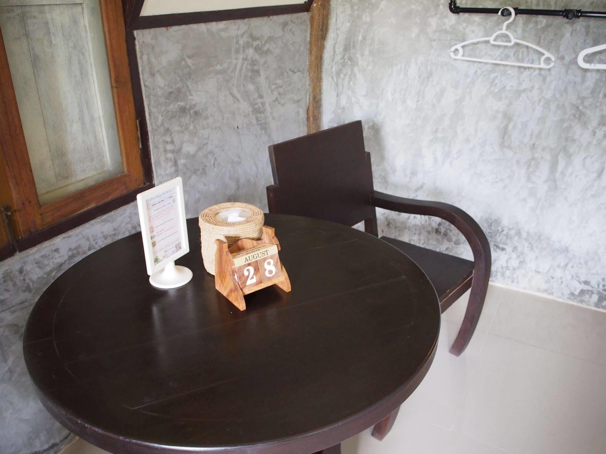 Lanta Happy Hill Hotel Koh Lanta Exterior photo