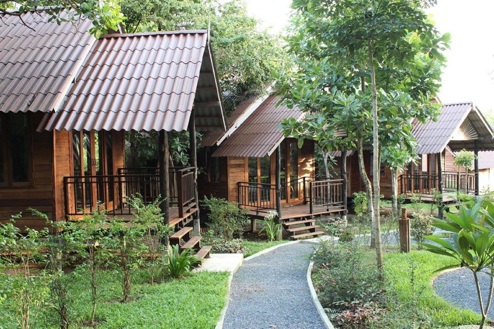 Lanta Happy Hill Hotel Koh Lanta Exterior photo